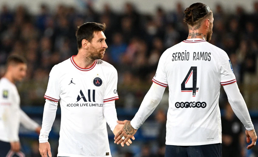 Tiền đạo người Argentina 7 lần giành Quả bóng vàng vẫn bị các cổ động viên quá khích của PSG la ó. Ảnh: GETTY.
