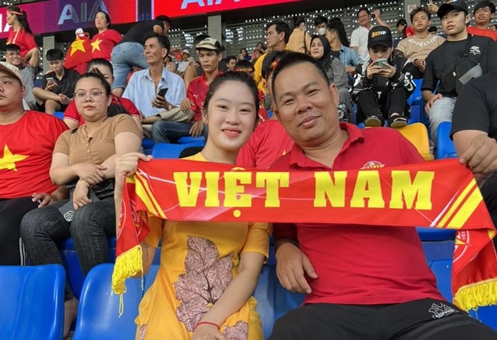 Xuân Mạnh có mặt trên từng cây số với các đội tuyển Việt Nam tham dự nhiều đấu trường quốc tế. Ảnh: CCT. Xuân Mạnh có mặt trên từng cây số với các đội tuyển Việt Nam tham dự nhiều đấu trường quốc tế. Ảnh: CCT.