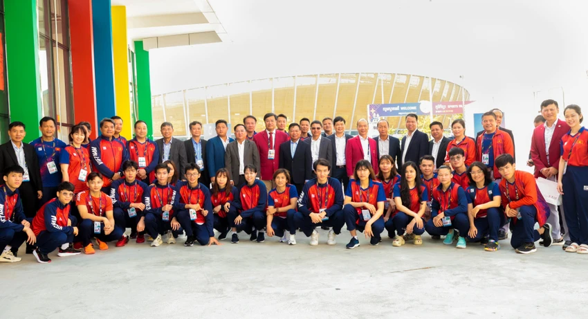 Thể thao Việt Nam đã thể hiện tốt tinh thần đoàn kết, giúp đỡ lẫn nhau, khắc phục mọi khó khăn, tạo nên sức mạnh chung, thể hiện uy tín và trình độ trên đấu trường khu vực. Ảnh: ANH PHƯƠNG. Thể thao Việt Nam đã thể hiện tốt tinh thần đoàn kết, giúp đỡ lẫn nhau, khắc phục mọi khó khăn, tạo nên sức mạnh chung, thể hiện uy tín và trình độ trên đấu trường khu vực. Ảnh: ANH PHƯƠNG.