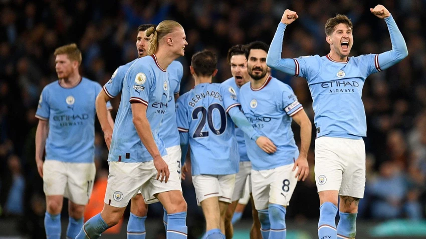 Man City đã ráo riết đeo bám Arsenal từ đầu giải đến tháng 4 mới có thể bắt kịp và vượt qua trong giai đoạn tăng tốc quan trọng nhất. Ảnh: GETTY.