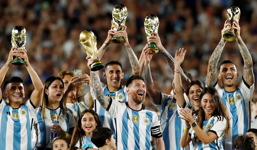 Rất nhiều người hâm mộ Indonesia thất vọng vì đội trưởng Messi không có mặt trong thành phần của nhà vô địch thế giới. Ảnh: GETTY. Rất nhiều người hâm mộ Indonesia thất vọng vì đội trưởng Messi không có mặt trong thành phần của nhà vô địch thế giới. Ảnh: GETTY.