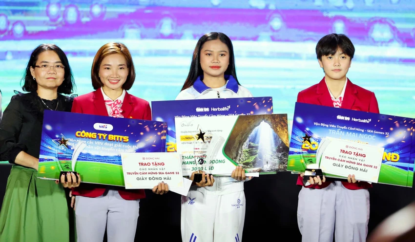 Sau hơn ba tuần tranh tài sôi động, báo Tuổi Trẻ đã ghi nhận hơn 20 gương mặt VĐV tiêu biểu. Theo kết quả từ cuộc bình chọn của ban giám khảo cũng như lượt like các bài viết của độc giả, chiến thắng đã thuộc về ba VĐV: Trần Mai Ngọc (bóng bàn), Nguyễn Thị Oanh (điền kinh) và vận động viên nước chủ nhà Bou Samnang (điền kinh). Sau hơn ba tuần tranh tài sôi động, báo Tuổi Trẻ đã ghi nhận hơn 20 gương mặt VĐV tiêu biểu. Theo kết quả từ cuộc bình chọn của ban giám khảo cũng như lượt like các bài viết của độc giả, chiến thắng đã thuộc về ba VĐV: Trần Mai Ngọc (bóng bàn), Nguyễn Thị Oanh (điền kinh) và vận động viên nước chủ nhà Bou Samnang (điền kinh).