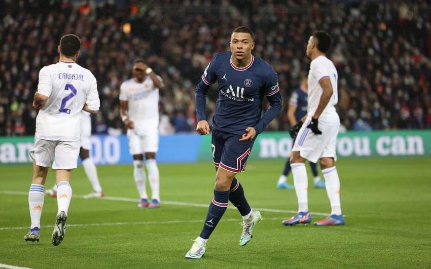 Tài năng trẻ người Pháp mong muốn chơi bóng ở Real Madrid từ lâu nhưng chưa đến lúc ra đi khỏi PSG. Ảnh: GETTY. Tài năng trẻ người Pháp mong muốn chơi bóng ở Real Madrid từ lâu nhưng chưa đến lúc ra đi khỏi PSG. Ảnh: GETTY.