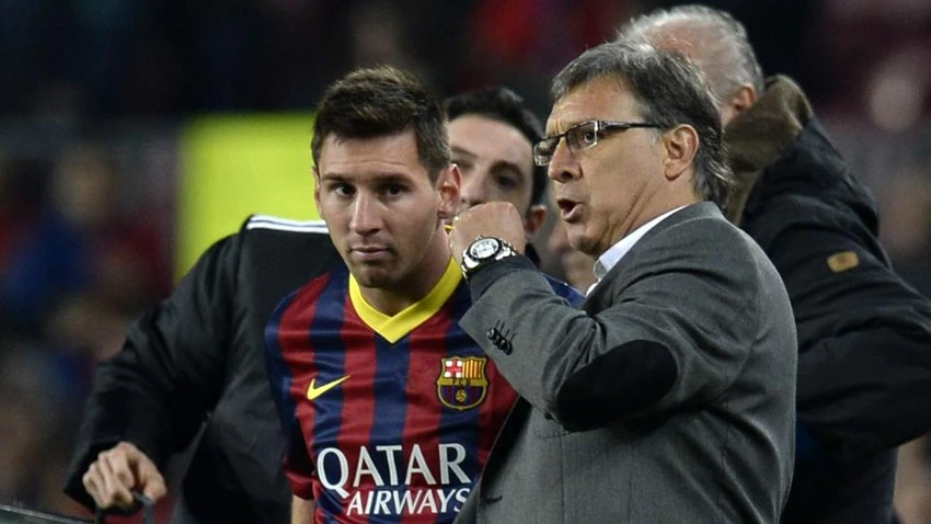 HLV Martino thừa nhận ông không dạy Messi điều gì khi làm thầy của anh ở Barca. Ảnh: GETTY.