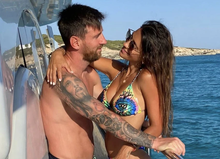 Messi quen với vợ khi cả hai còn rất nhỏ ở quê nhà Argentina. Ảnh: GETTY. Messi quen với vợ khi cả hai còn rất nhỏ ở quê nhà Argentina. Ảnh: GETTY.