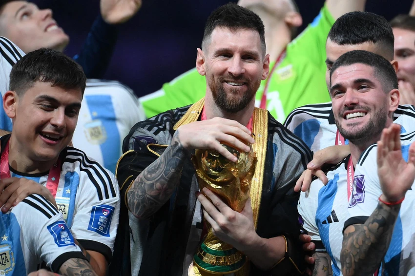 Cách đây 7 năm, Messi đã tuyên bố không lên tuyển nhưng các đồng đội đã thuyết phục anh trở lại. Ảnh: GETTY. Cách đây 7 năm, Messi đã tuyên bố không lên tuyển nhưng các đồng đội đã thuyết phục anh trở lại. Ảnh: GETTY.