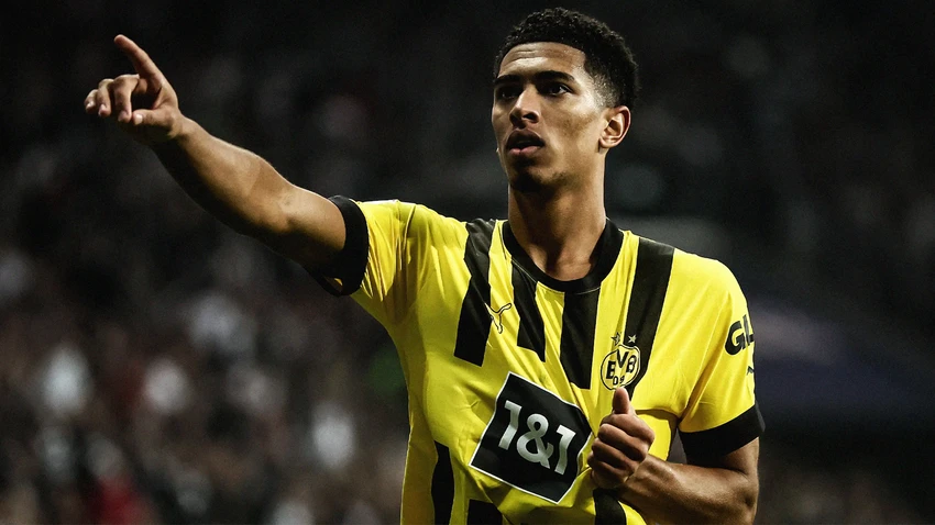 Real Madrid phá két 100 triệu euro mua tiểu tướng Bellingham từ đội bóng lớn nước Đức. Ảnh: GETTY. Real Madrid phá két 100 triệu euro mua tiểu tướng Bellingham từ đội bóng lớn nước Đức. Ảnh: GETTY.