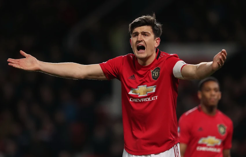 Trung vệ Maguire không còn là thủ quân của Man United trong mùa giải mới và tương lai của anh tại Old Trafford không rõ ràng. Ảnh: GETTY. Trung vệ Maguire không còn là thủ quân của Man United trong mùa giải mới và tương lai của anh tại Old Trafford không rõ ràng. Ảnh: GETTY.