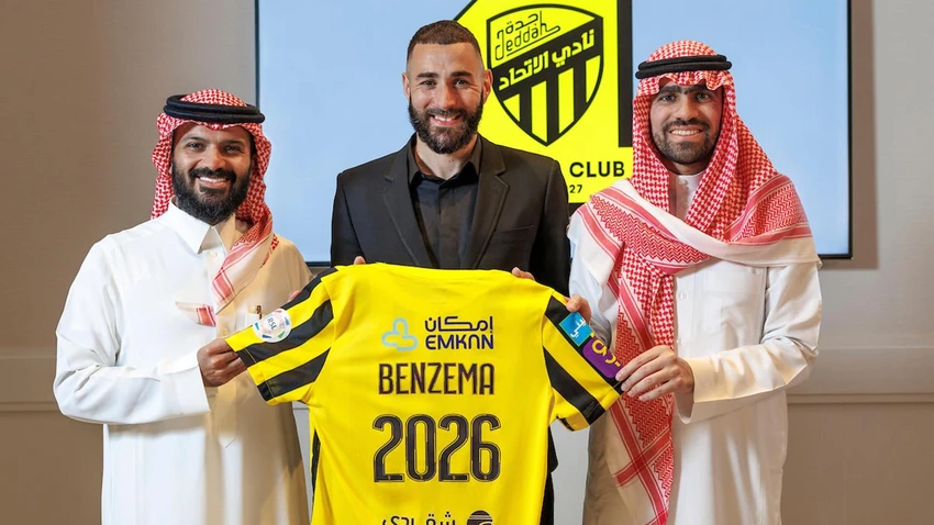 Benzema là cái tên nổi tiếng khác của bóng đá thế giới theo chân Ronaldo đến chơi bóng ở Saudi Arabia. Ảnh: GETTY. Benzema là cái tên nổi tiếng khác của bóng đá thế giới theo chân Ronaldo đến chơi bóng ở Saudi Arabia. Ảnh: GETTY.