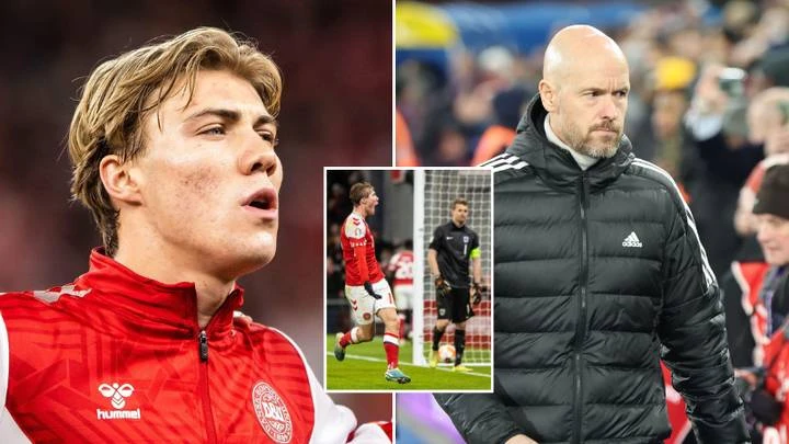 HLV Ten Hag mong mỏi chân sút 20 tuổi sẽ làm thay đổi hàng công Quỷ đỏ trong mùa giải mới. Ảnh: GETTY. HLV Ten Hag mong mỏi chân sút 20 tuổi sẽ làm thay đổi hàng công Quỷ đỏ trong mùa giải mới. Ảnh: GETTY.