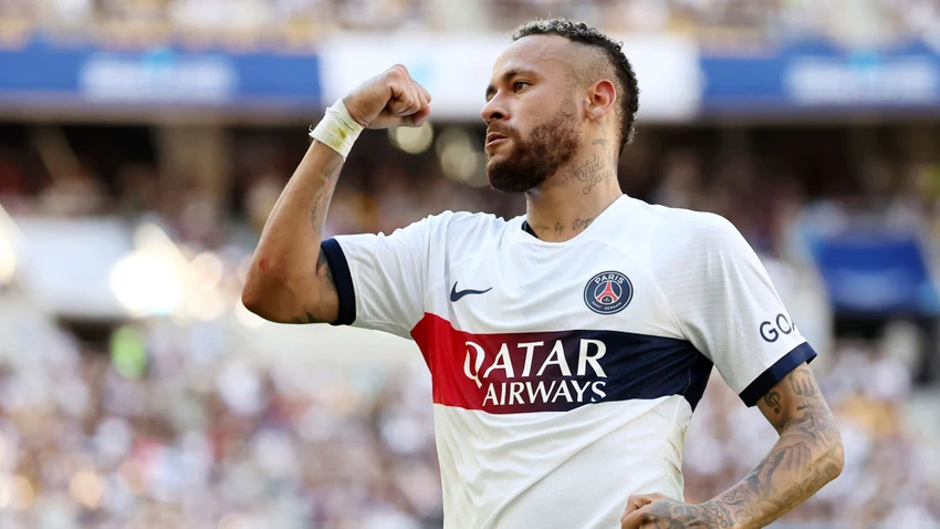 Chỉ sau một ngày suy tính, Neymar đã đồng ý gia nhập CLB chuyên nghiệp ở Saudi Arabia với mức giá khủng. Ảnh: GETTY. Chỉ sau một ngày suy tính, Neymar đã đồng ý gia nhập CLB chuyên nghiệp ở Saudi Arabia với mức giá khủng. Ảnh: GETTY.