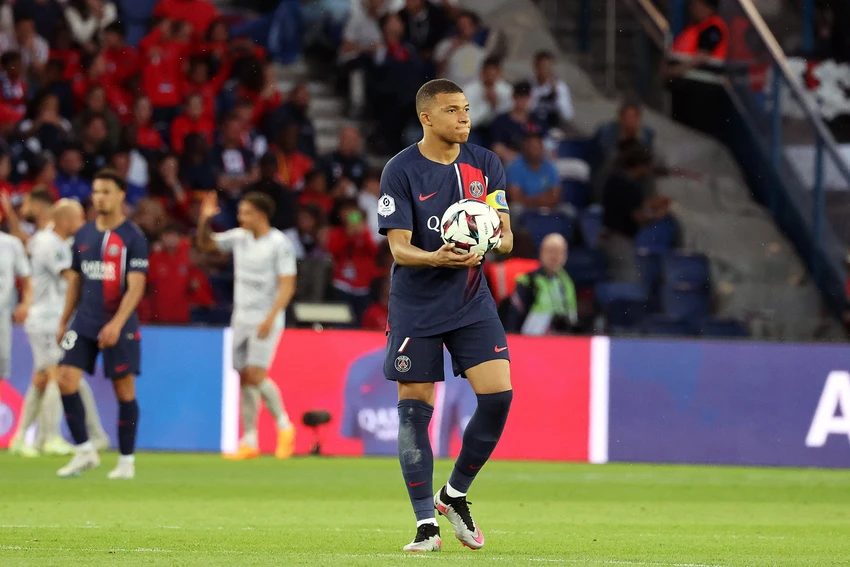 Tiền đạo của PSG vừa trở lại đội hình có bàn thắng vào lưới Toulouse trong trận hòa 1-1 ở giải Ligue 1. Ảnh: GETTY. Tiền đạo của PSG vừa trở lại đội hình có bàn thắng vào lưới Toulouse trong trận hòa 1-1 ở giải Ligue 1. Ảnh: GETTY.