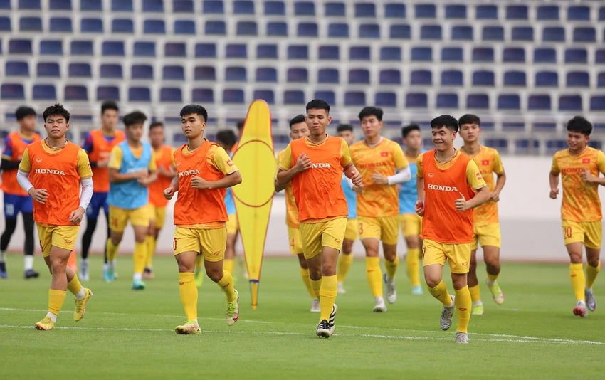Các tuyển thủ U-23 Việt Nam ở đợt tập trung mới có nhiều gương mặt đang chơi ở giải hạng Nhất và hạng Nhì quốc gia. Ảnh: ANH PHƯƠNG. Các tuyển thủ U-23 Việt Nam ở đợt tập trung mới có nhiều gương mặt đang chơi ở giải hạng Nhất và hạng Nhì quốc gia. Ảnh: ANH PHƯƠNG.