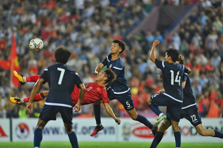 U-23 Guam quá yếu khiến phải chịu cơn mưa gôn ở Việt Trì. Ảnh: HẢI THỊNH. U-23 Guam quá yếu khiến phải chịu cơn mưa gôn ở Việt Trì. Ảnh: HẢI THỊNH.