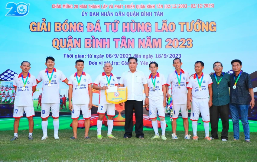 quan-6-hang-nhi.jpg