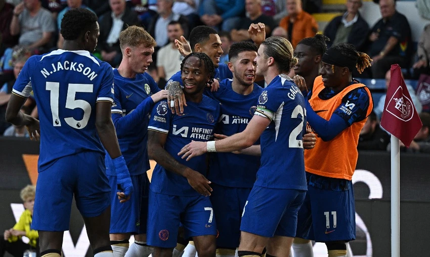 sterling-chelsea.jpg