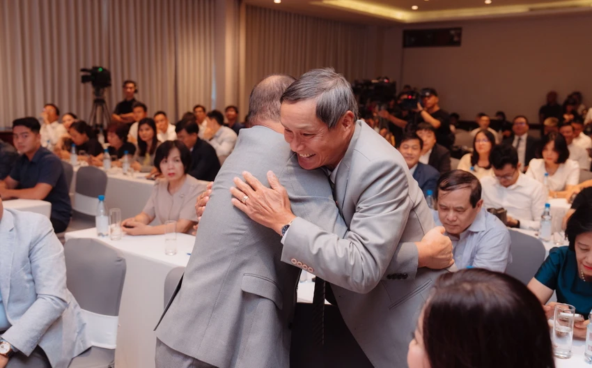 park-chung.jpg