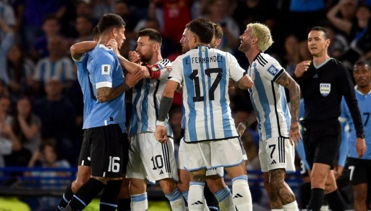 khung-khiep-su-quyen-ru-cua-lionel-messi-o-lang-bong-my (1).jpg
