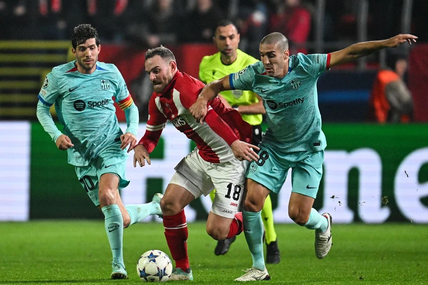 sau-tran-thua-soc-barca-chon-san-hlv-thay-the-xavi (2).png