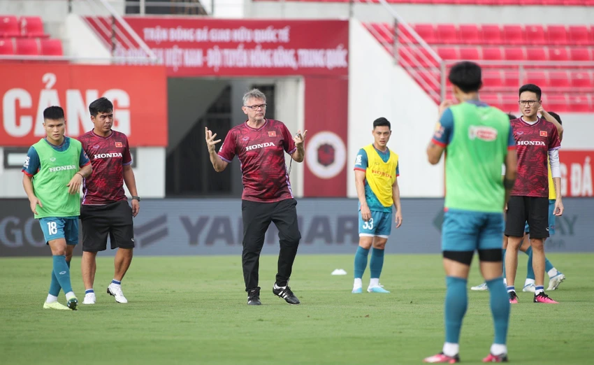 ly-do-ong-troussier-khong-goi-ho-tan-tai-len-tuyen-1-969.jpg