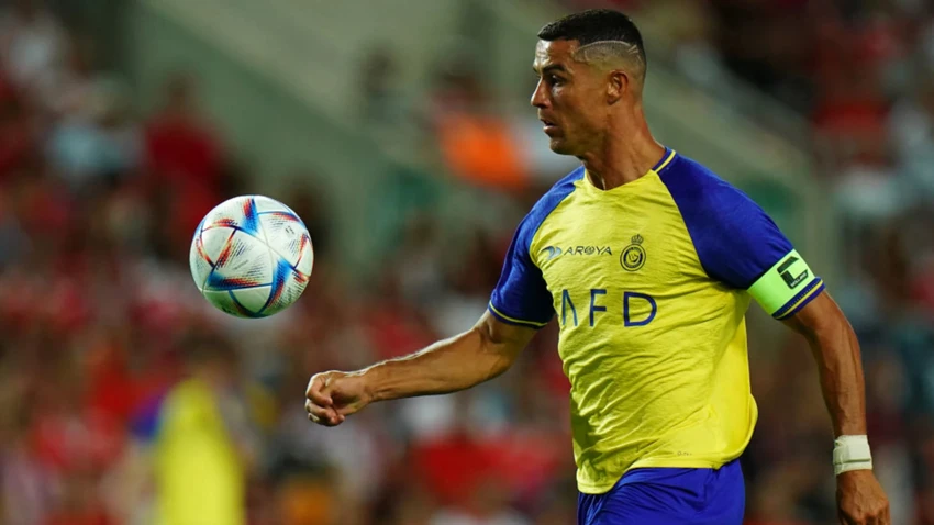 ronaldo-khien-ca-the-gioi-phai-mo-uoc-va-ganh-ty (3).jpg