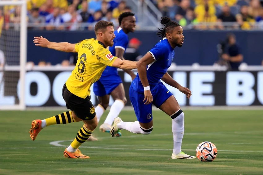 osimhen-tu-choi-arsenal-chap-thuan-dau-quan-cho-chelsea (1).jpg