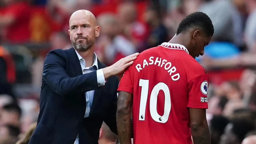rashford-xuat-hien-sau-khi-bo-doi-va-tranh-cai-gay-gat-voi-hlv-ten-hag (4).jpg
