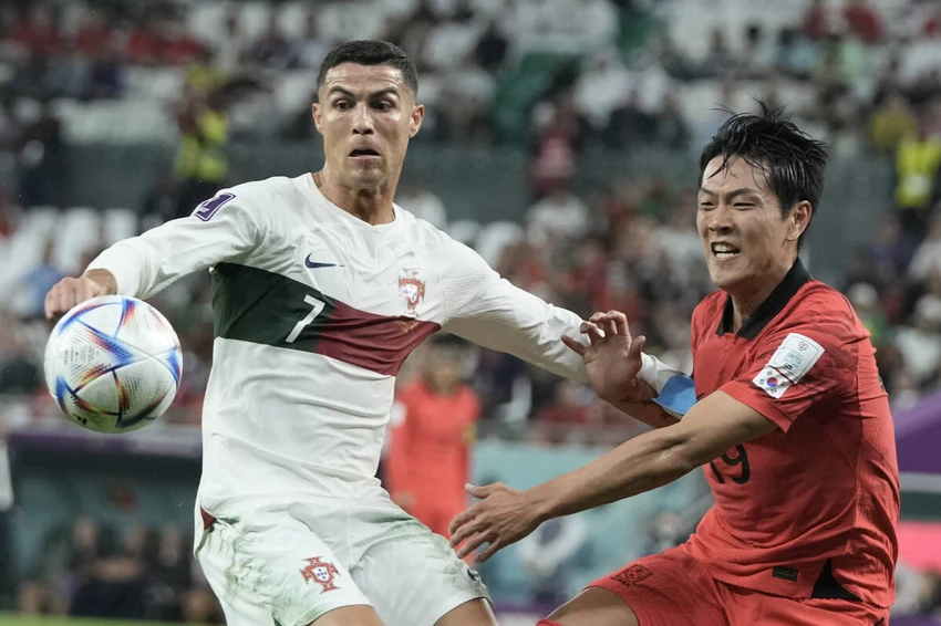 hlv-klinsmann-tu-giai-ma-bi-an-nu-cuoi-khi-han-quoc-hoa-malaysia-3-3 (1).jpg