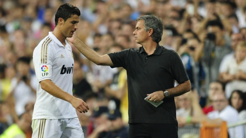 hlv-mourinho-noi-dieu-bat-ngo-ve-ronaldo (3).jpg