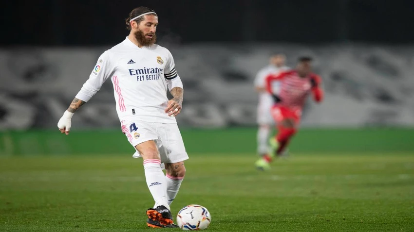 ramos-se-rat-hanh-phuc-khi-pha-luoi-real-madrid (2).jpg