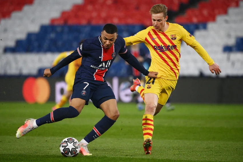 hlv-xavi-dau-dau-vi-mbappe (1).jpg