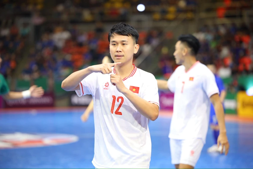 thai-lan-tu-tin-di-xa-viet-nam-gap-nui-lon (1).jpg