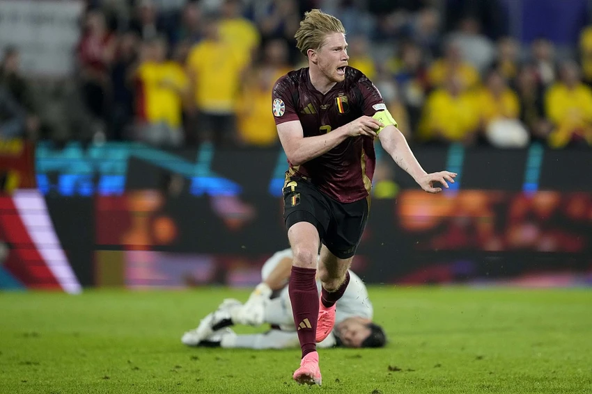 Bruyne chưa giải nghệ