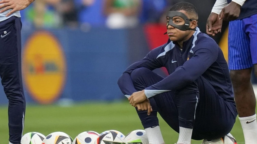 bruyne-chua-giai-nghe-mbappe-quyet-phuc-thu (2).jpg
