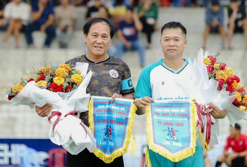 bong-da-lan-toa-yeu-thuong-o-huyen-ham-tan (13).jpg