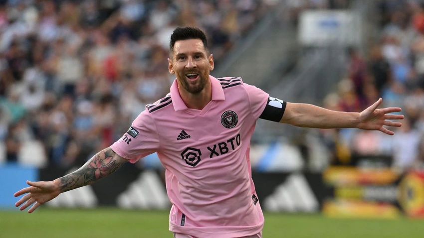 cong-va-toi-cua-sieu-sao-messi (2).jpg