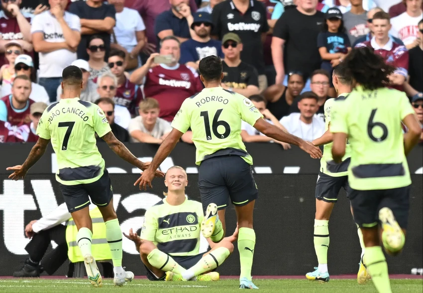 duong-kim-vo-dich-man-city-ghi-ban-nhieu-nhat-o-san-west-ham (4).jpg