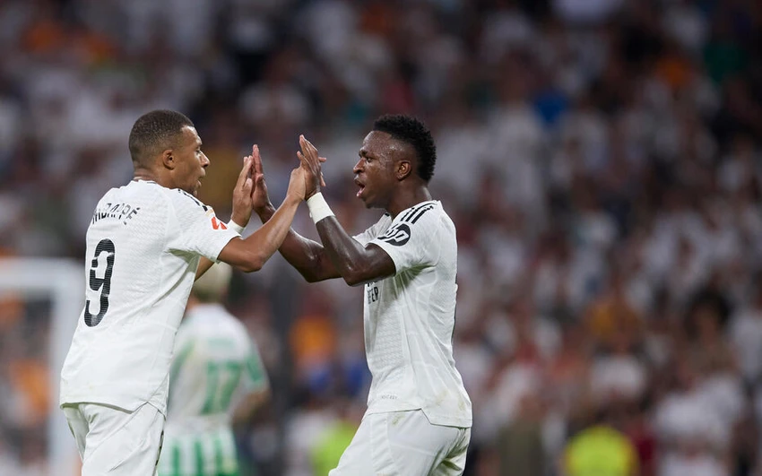 Siêu sao Mbappe