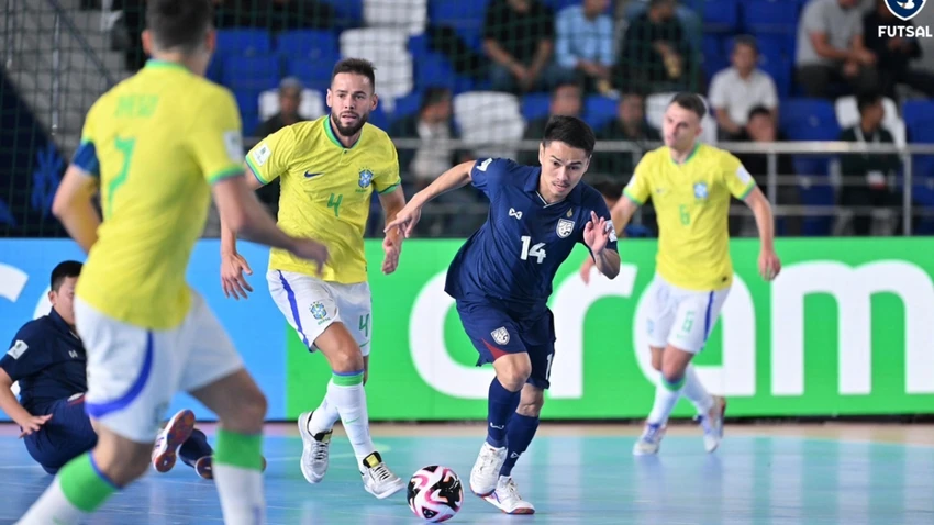 bi-che-yeu-doi-futsal-thai-lan-len-ke-hoach-danh-bai-tuyen-phap (2).jpg
