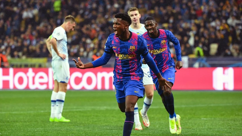 uefa-trung-phat-barcelona (2).jpg