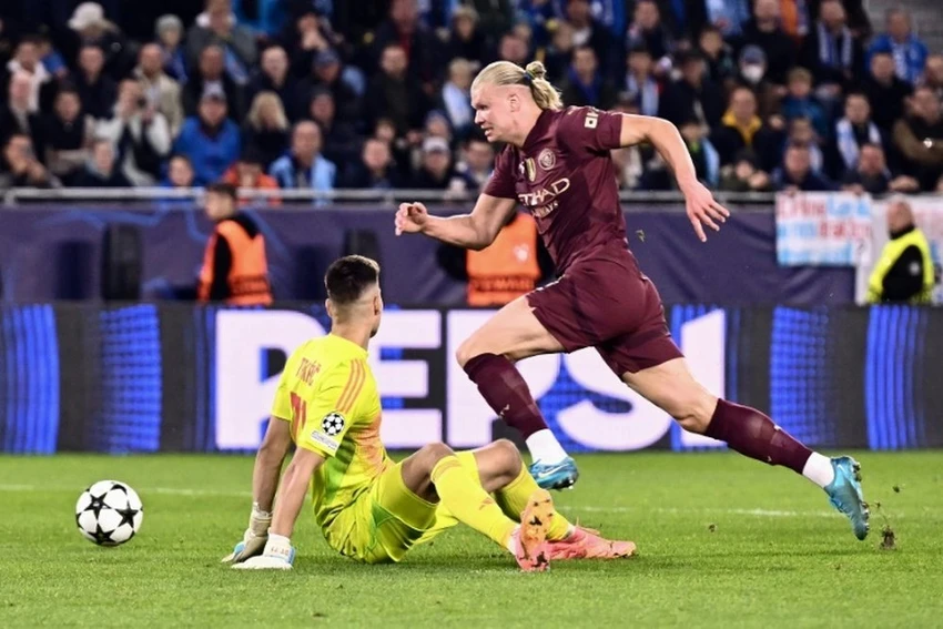hlv-pep-guardiola-noi-dieu-bat-ngo-ve-gundogan-sau-chien-thang-4-sao (2).jpg