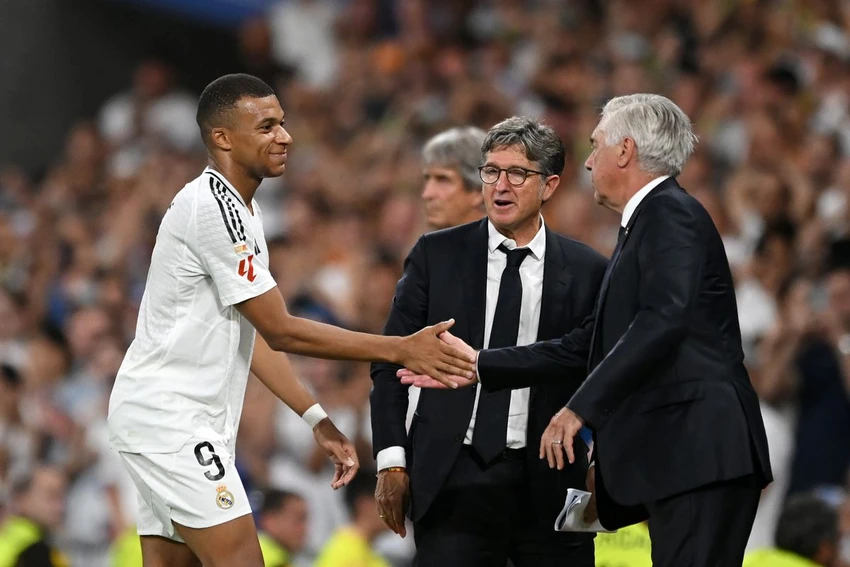 cáo buộc Mbappe hiếp dâm