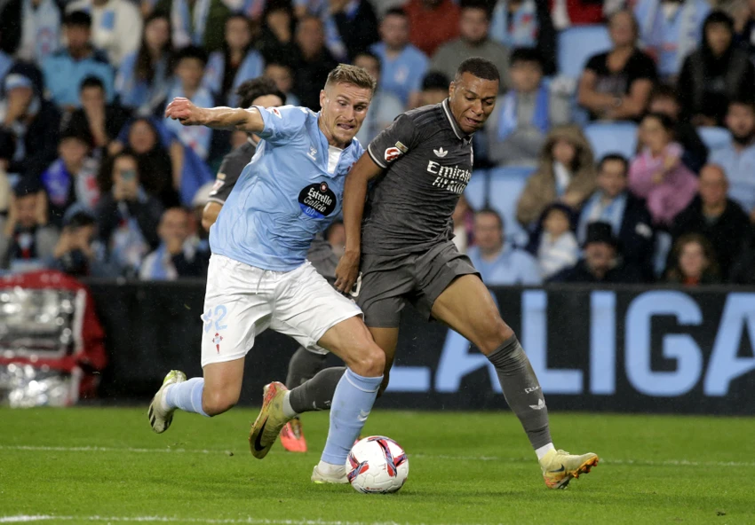 tiền đạo Mbappe