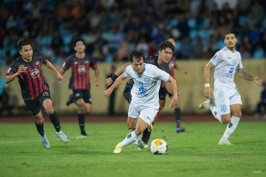 ha-gia-lai-khong-co-cua-vo-dich-v-league (2).jpg