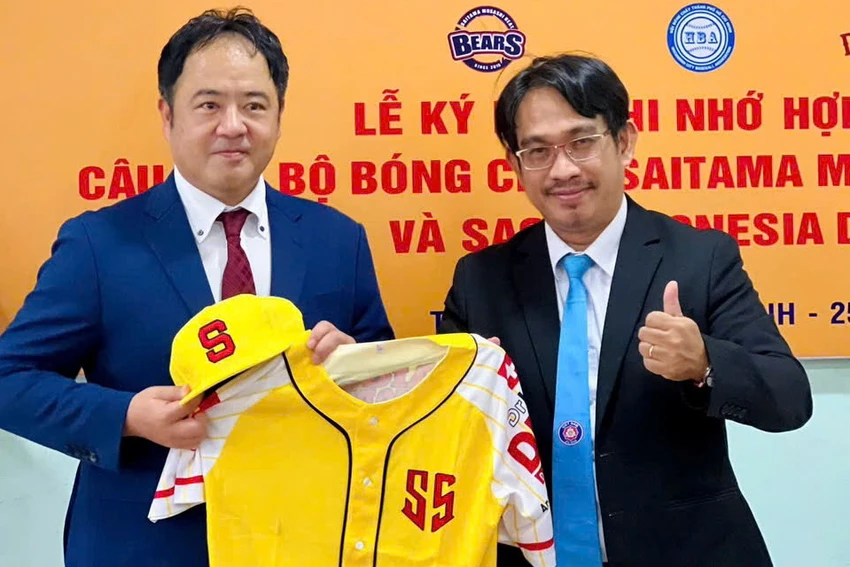 Bóng chày TP.HCM