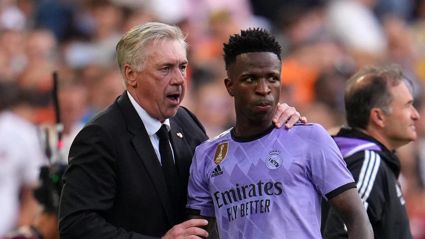 vinicius-va-real-madrid-khoc-han-vi-mat-qua-bong-vang (3).jpg