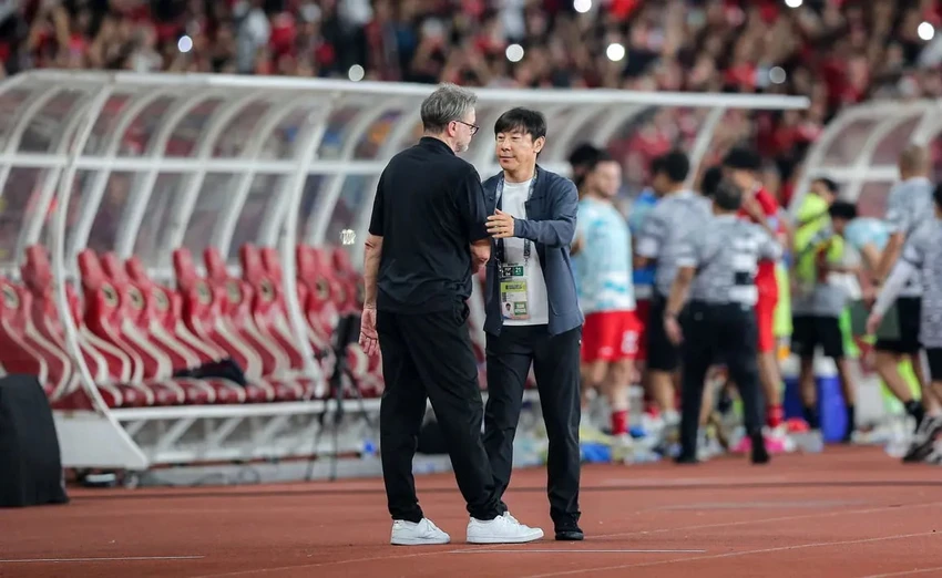 indonesia-buong-aff-cup-va-thoi-co-cua-hlv-kim-sang-sik (1).jpg