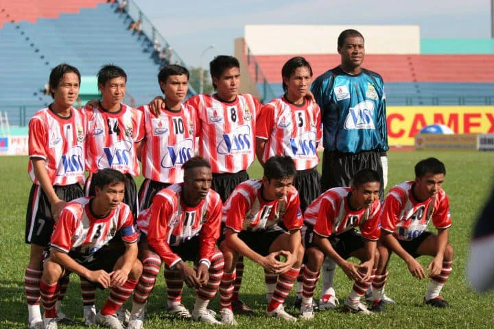 tro-giup-khan-cap-cho-ngoai-binh-tshamal-bi-thuong-nang-do-cuop (1).jpg