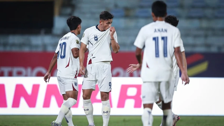 cau-thu-nhap-tich-tran-ngap-aff-cup (4).jpg