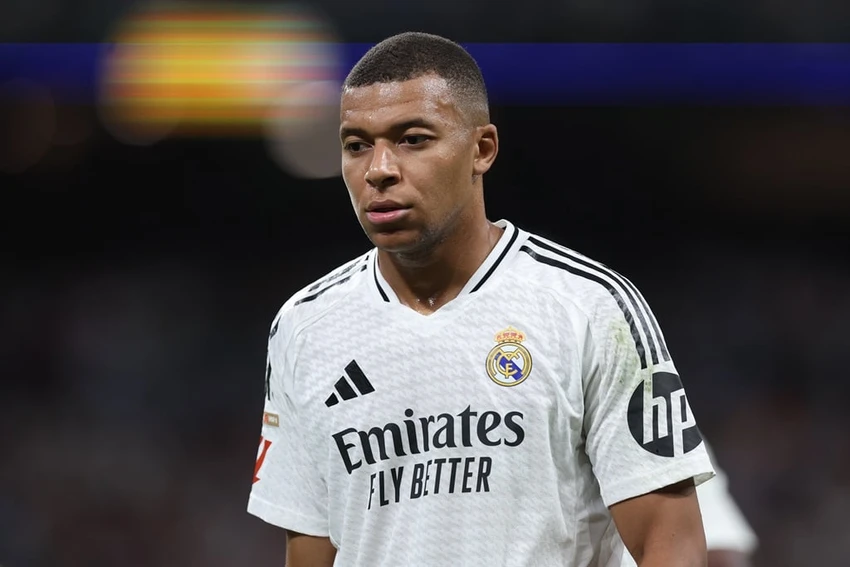 tien-dao-mbappe-khong-ro-ly-do-bi-hlv-deschamp-loai-khoi-tuyen-phap (3).jpg